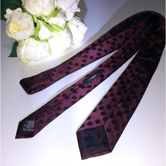 Z Zegna Tie
- Ermenegildo Zegna - Picture 6 of 17